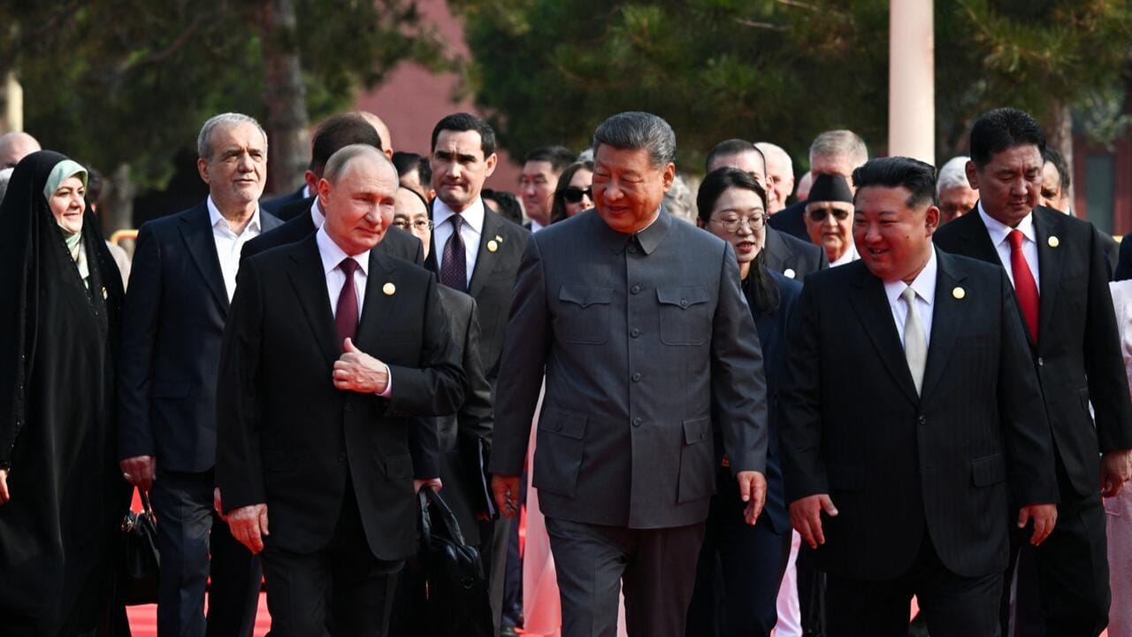 На запись попал частный разговор Си, Путина и Кима. Они говорили о бессмертии за счет пересадки органов